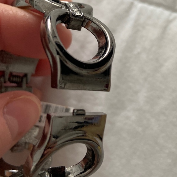 metal bracelet with diamonds - Picture 2 of 4